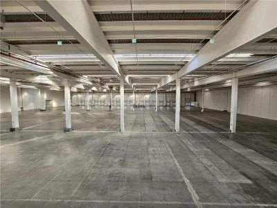 Spatiu Industrial - 5000 mp - Logistica - Depozitare - Distributie - Deva