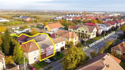 VIDEO | Casa spatioasa cu 8 camere, garaj dublu si curte proprie | Baritiu - Satu Mare