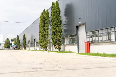 Spatiu Industrial - 2600 mp - Productie - Depozitare - Distributie - foto 16