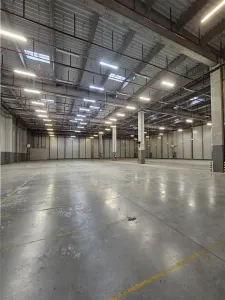 Spatiu Industrial - 1500 mp - Logistica - Productie - Depozitare - foto 4