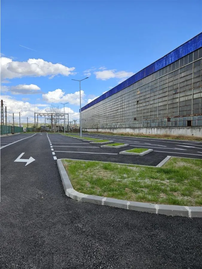 Parcare de Inchiriat 2000 mp - Platforma cu expunere la trafic auto - foto 10