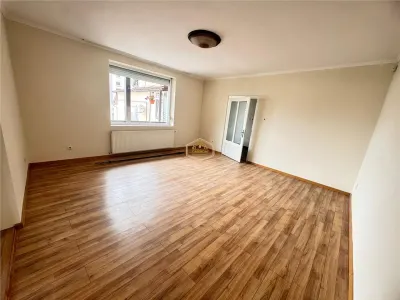 Spatiu versatil - 280 mp in Centru | Parcare in curte | Birouri, Servicii - foto 10