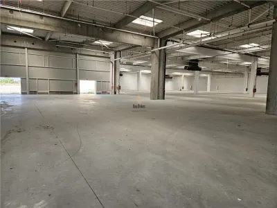 Spatii Industriale - 9000 mp - Productie - Depozitare - Distributie - Arad