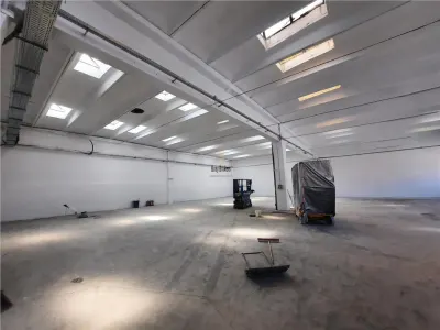 Spatiu Industrial - 2500 mp - Productie - Depozitare - Distributie - Oradea