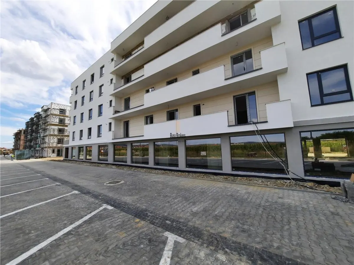 Spatiu Comercial, 700 mp, Sibiu - foto 1