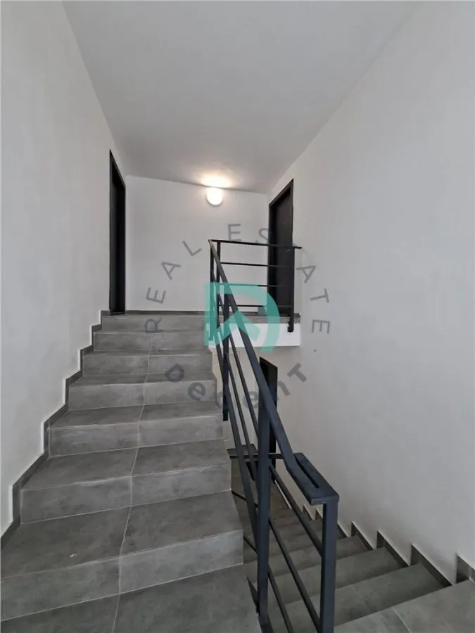 Garsoniera decomandata bloc nou, 33 mp, TVA  inclus - foto 8