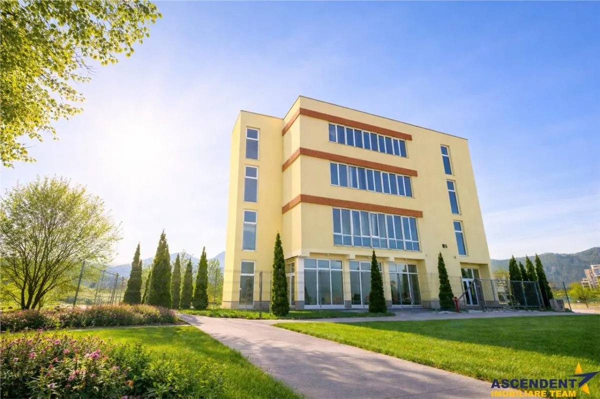Edificiu cu acces facil, componenta si dotari apreciabile, Calea Bucuresti, Brasov - foto 1