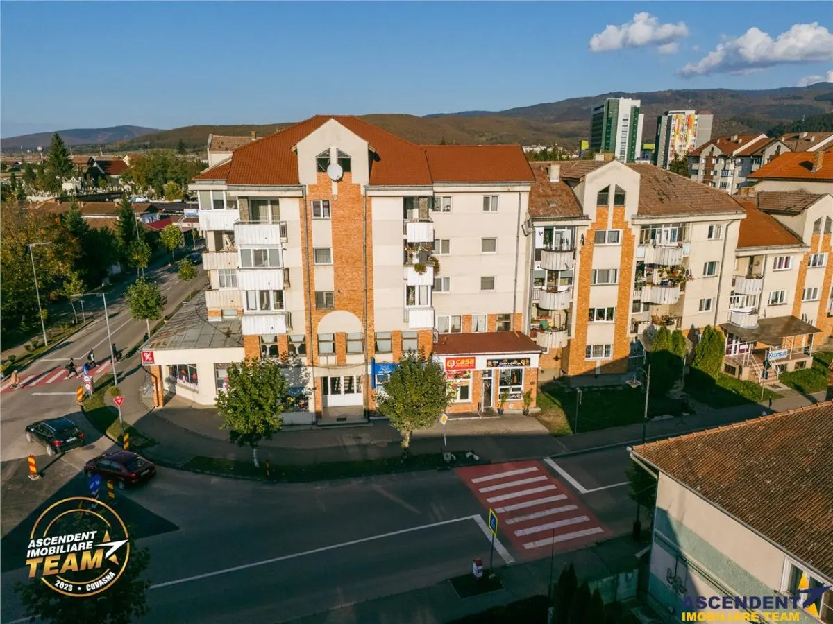 Spatiu industrial/ comercial + proiect de apartamente/aparthotel,Central,Covasna - foto 2