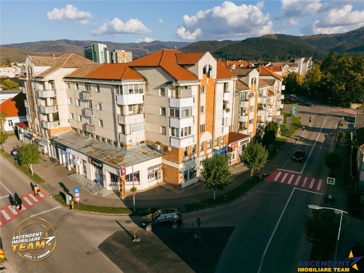 Spatiu industrial/ comercial + proiect de apartamente/aparthotel,Central,Covasna - foto 16