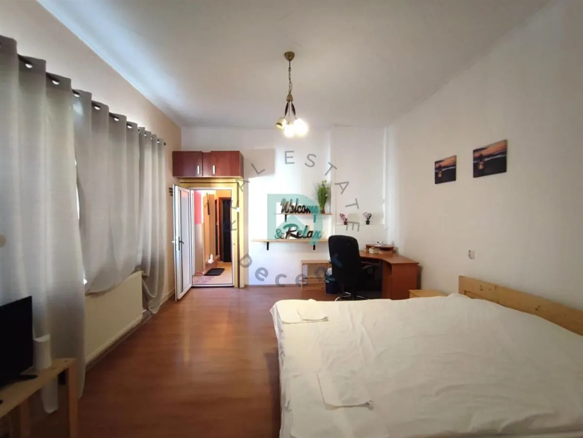 Corp de casa de vanzare  Central, Brasov - foto 2