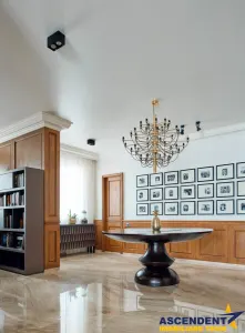 Vila impunatoare cu potential rezidential sau comercial – Brasov - Brasov