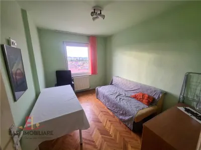 Apartament 4 camere, UMF, 7 Noiembrie, 2 bai, Targu Mures - foto 4