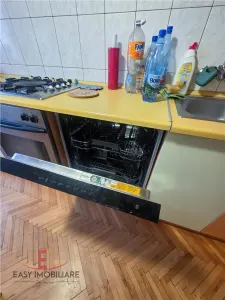 Apartament 4 camere, UMF, 7 Noiembrie, 2 bai, Targu Mures - foto 6