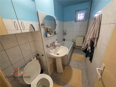 Apartament 4 camere, UMF, 7 Noiembrie, 2 bai, Targu Mures - foto 7