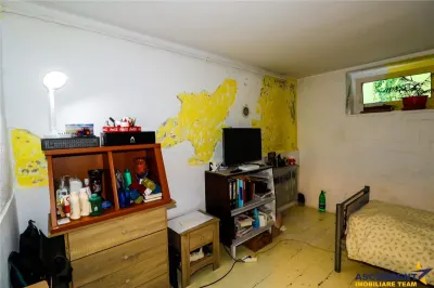 Apartament in vila, Central, cu potential birouri/ rezidential/ investitional/ - foto 17