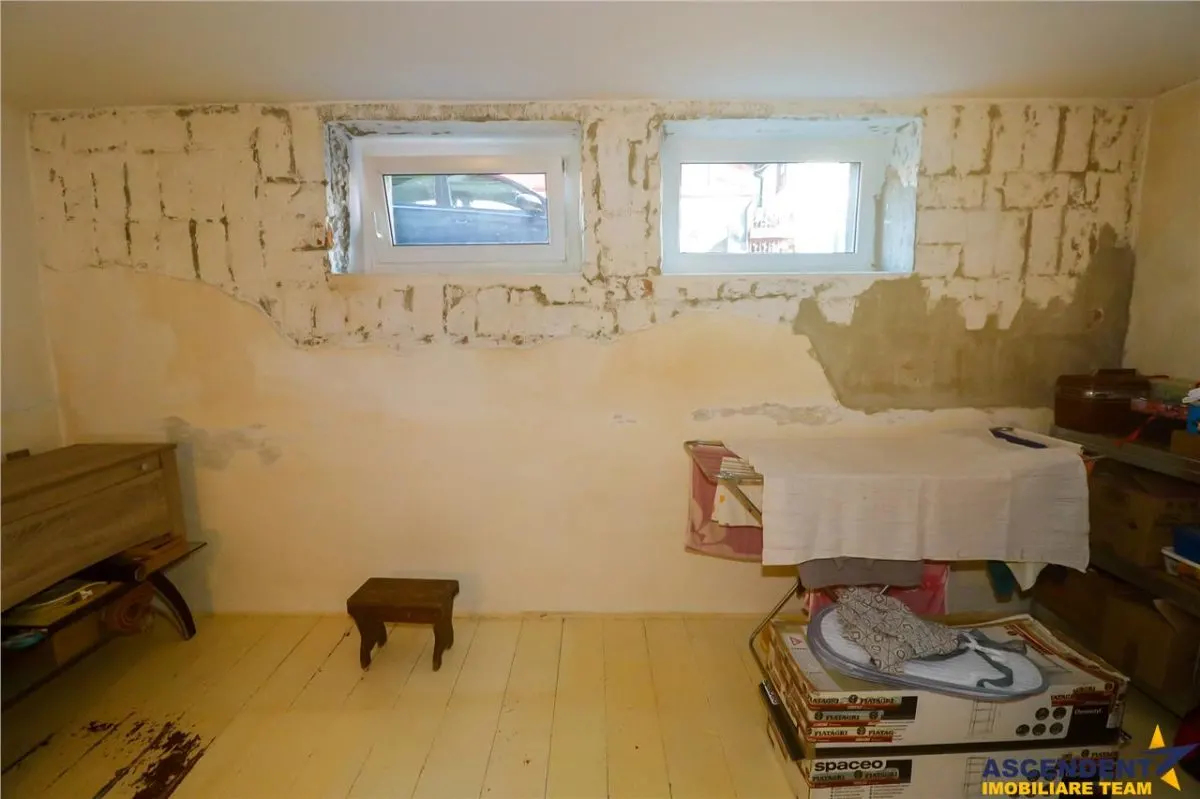 Apartament in vila, Central, cu potential birouri/ rezidential/ investitional/ - foto 6