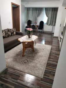 Apartament decomandat 3 camere, etaj 2, Ghimbav, Brasov - Ghimbav