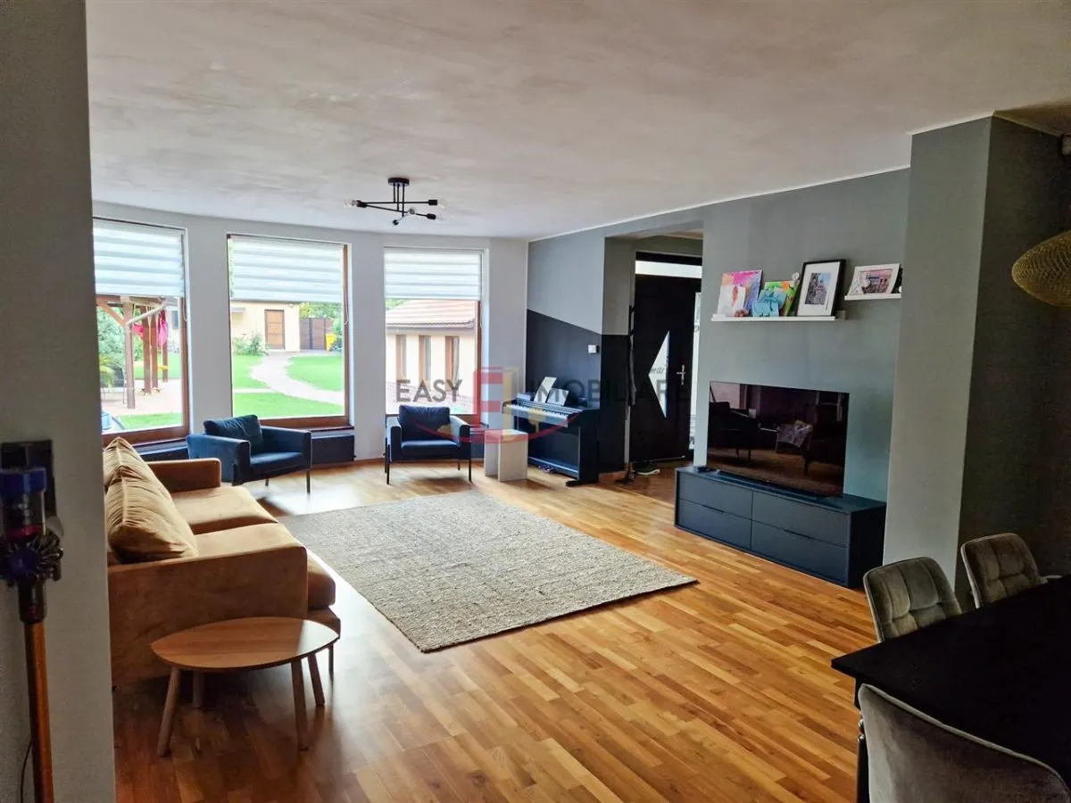Vila 5 camere, ultracentral, 278 mp,  teren 724mp, Targu Mures - foto 1