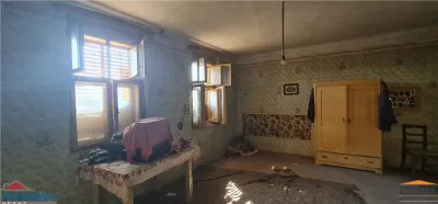 Teren 1270mp cu Casa in Santana, necesita amenajare sau demolare - foto 10