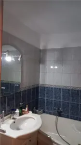 Apartament 2 camere semidecomandate,zona Cora - foto 5