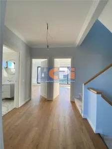 VANZARE Vila DUPLEX 5 camere  325 mp teren Otopeni acces privat COMISION 0 - foto 19