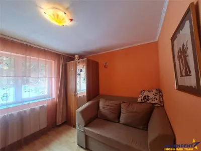 Incadrata de 4.200mp teren, Vila cu potential turistic, in inima Predealului - foto 20