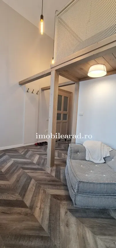 Apartament in stil unic, langa Primaria Arad, amenajat cu designer, mobilat/dotat, la cheie - foto 3