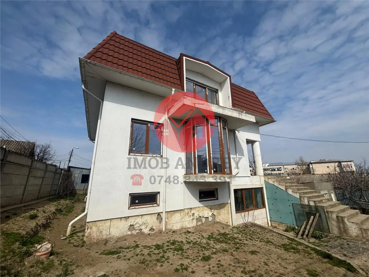 Vila ultracentrala Tulcea, 6 camere, 330 mp utili, teren 719 mp, vedere spectaculoasa - foto 5