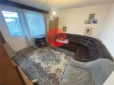Apartament 2 camere ultracentral, vedere la faleza, 50 mp, etaj 2/4 - foto 2