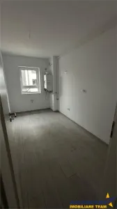 Decomandat, parcare subterana, Tractorul, BrasovTractorul - foto 3