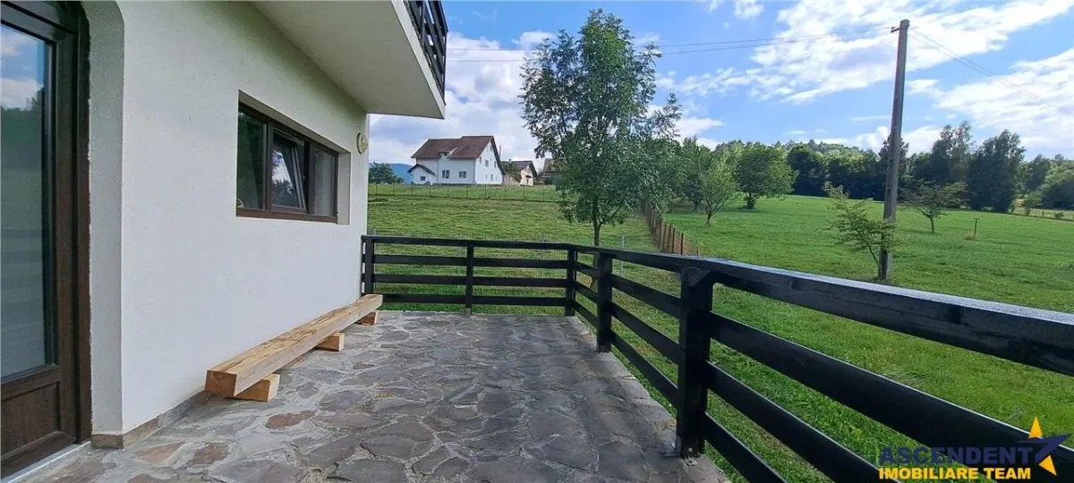 Pensiune idilica cu teren 1.300 mp teren, in pitorescul Bran, Brasov - foto 15
