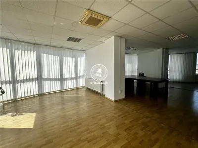 Spatiu comercial  de inchiriat  Pacurari, - Iasi