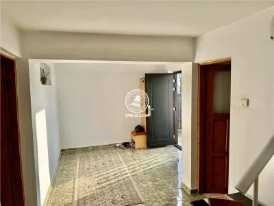 Vila  de vanzare  Miroslava, - foto 4