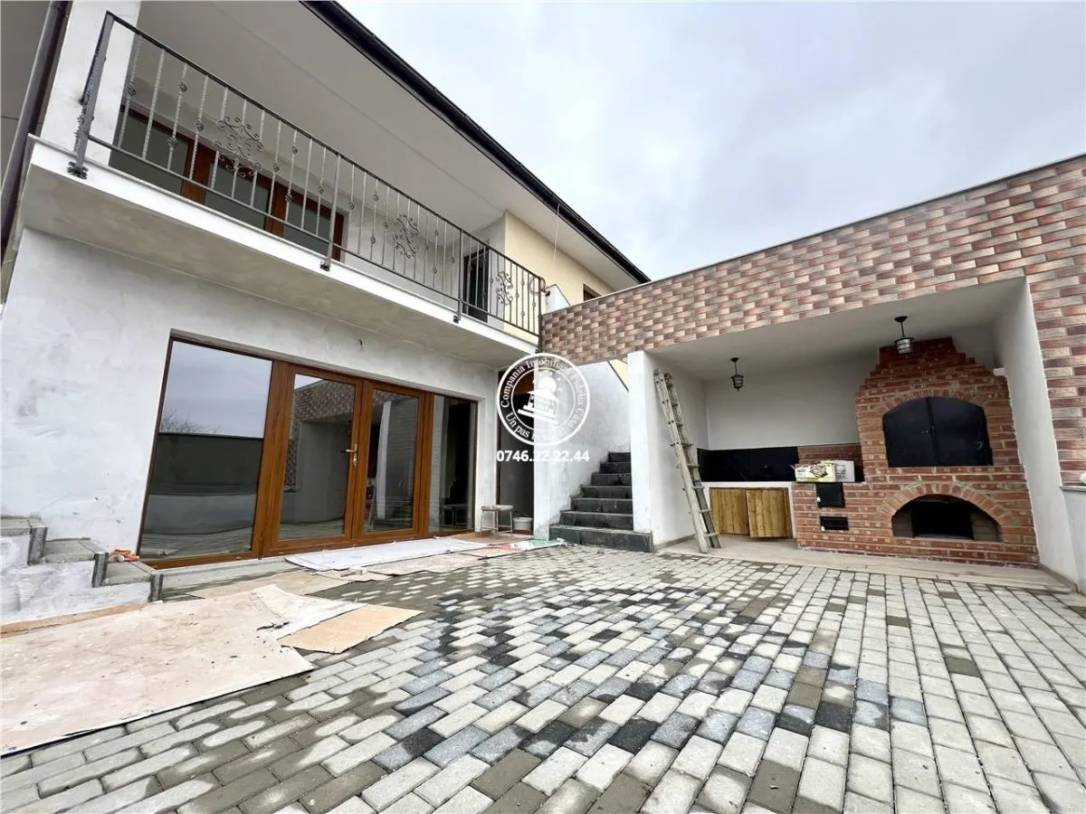 Vila cu 6 camere, de vanzare in Ciurbesti - foto 2