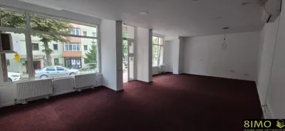 Spatiu comercial de inchiriat, 57 mp,  in zona Pub Henessy''s - foto 4