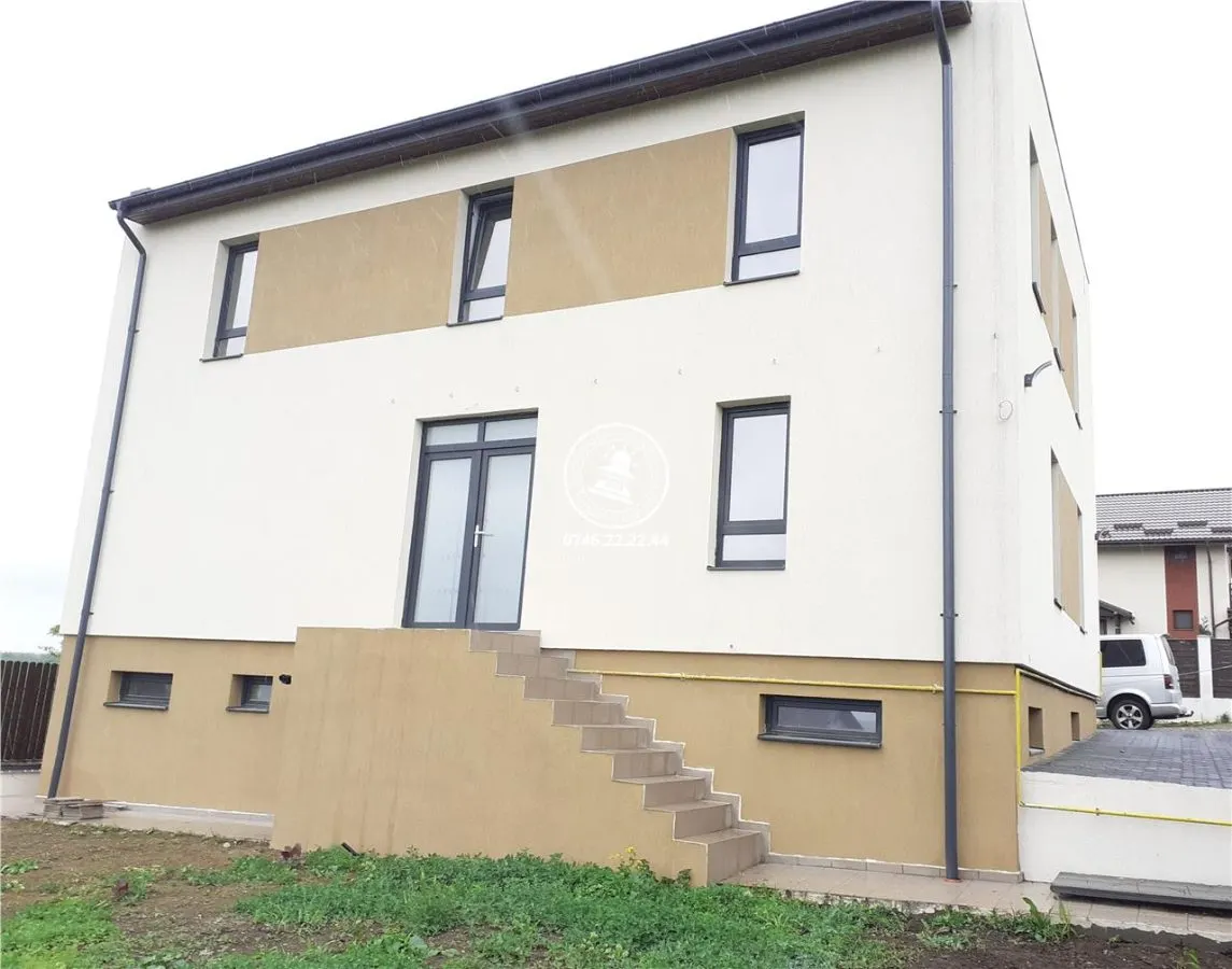 Vila  de vanzare  Valea Lupului, - foto 1