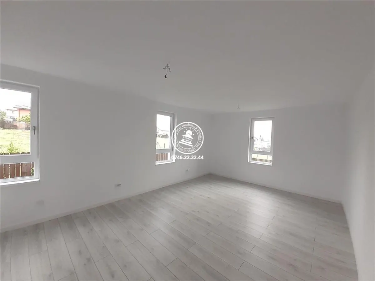 Vila  de vanzare  Valea Lupului, - foto 4