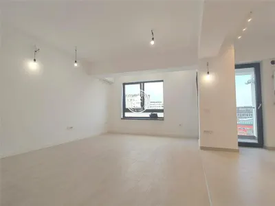 Apartament 1 camera  de vanzare  Centru, - foto 2