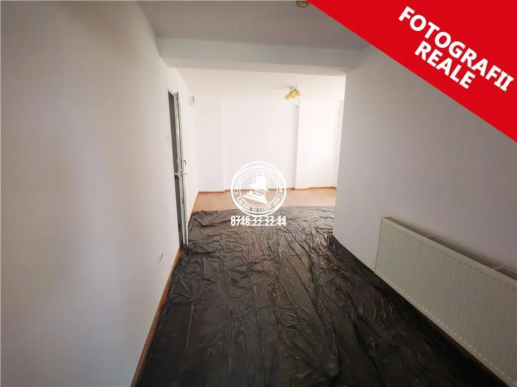 Apartament 4 camere  de vanzare  Bucium, - foto 6