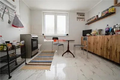Apartament 2 camere | Balcon | Curte privata | Zona Sp. Judetean - foto 4