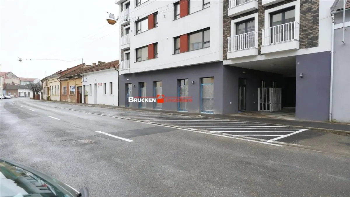 Spatiu comercial de inchiriat – 150 mp – zona Barnutiu / Decebal, Oradea - foto 1
