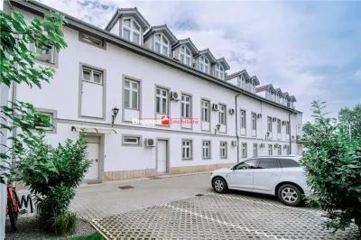 Ultracentral Oradea - Cladire de birouri P+E+M cu dotari moderne si parcare proprie - Oradea