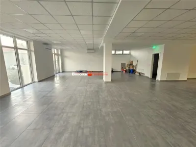 SPATIU COMERCIAL CENTRAL | 261 MP - foto 16