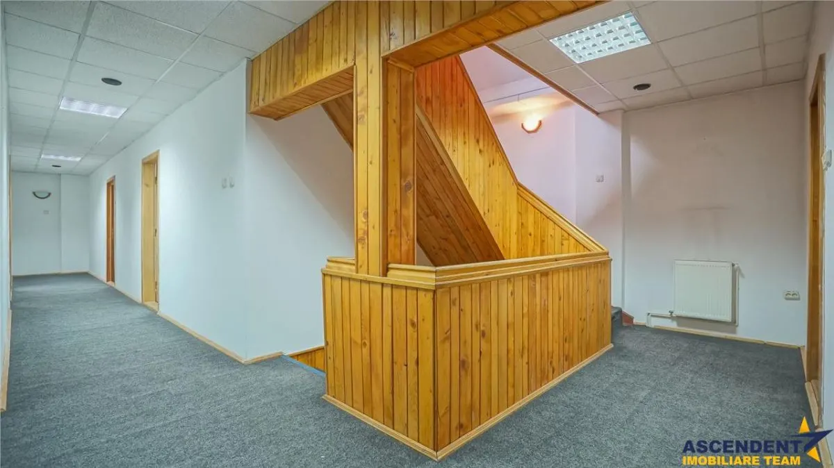 In imendiata vecinatate a Pietei Sfatului si Strazii Republicii, pe 440 mp, Brasov - foto 14