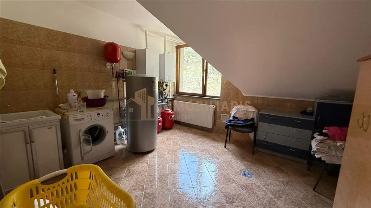 Casa individuala cu etaj zona Sanatatii - foto 20