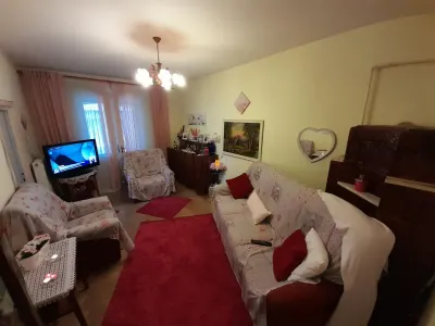 Apartament in vila zona centrala - Ploiesti