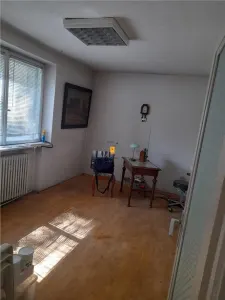 Garsoniera de vanzare zona Ultracentral - Ploiesti