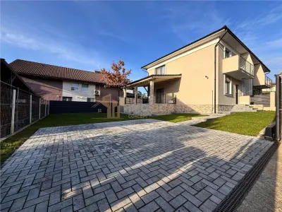 Vanzare casa tip duplex Tautii Magheraus - Tautii-Magheraus