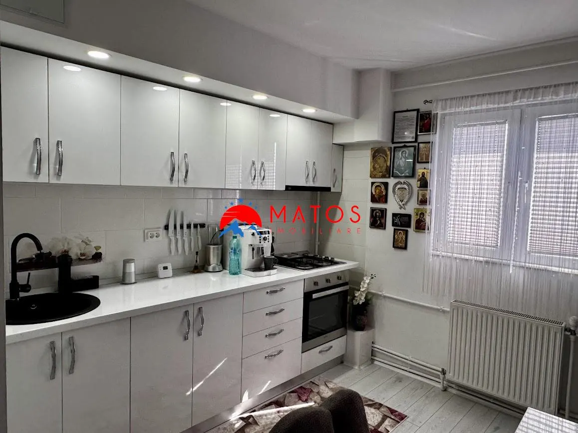 Garsoniera de vanzare Baicoi | De lux | Etaj 4 | zona linistita | - foto 13