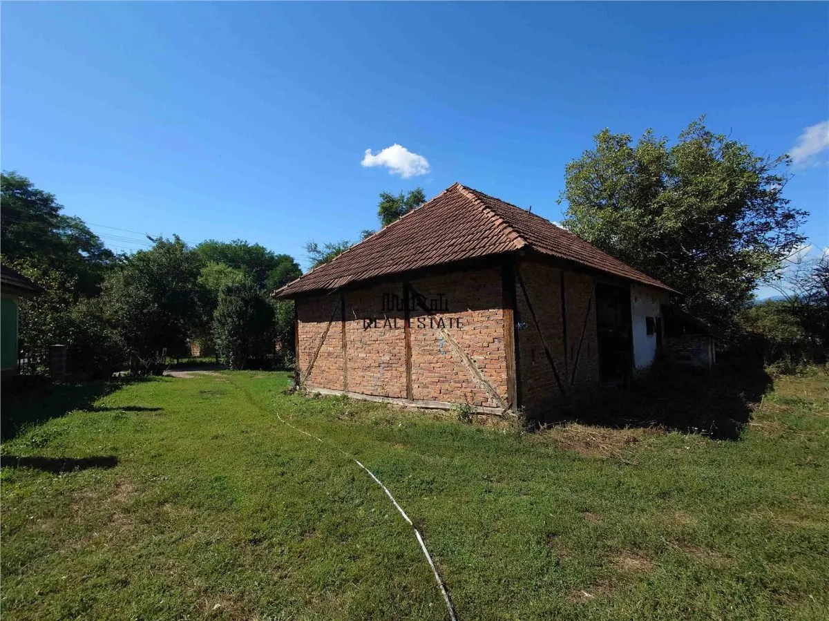 Teren intravilan si cladiri in Lunca - foto 7